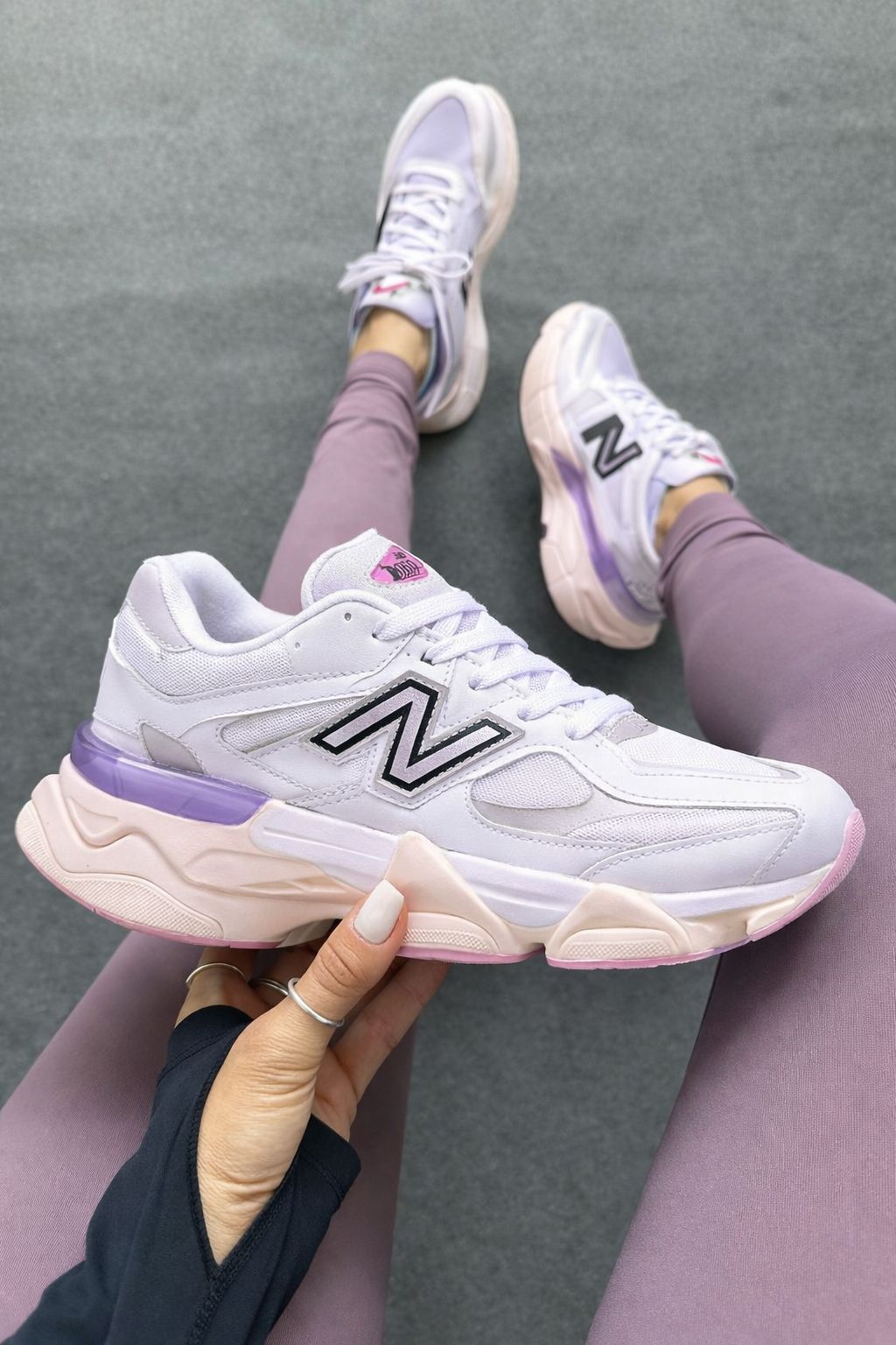 New Balance 9060 Branco/Rosa - Imagem 2
