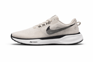PEGASUS TRAIL 5 Off/Preto