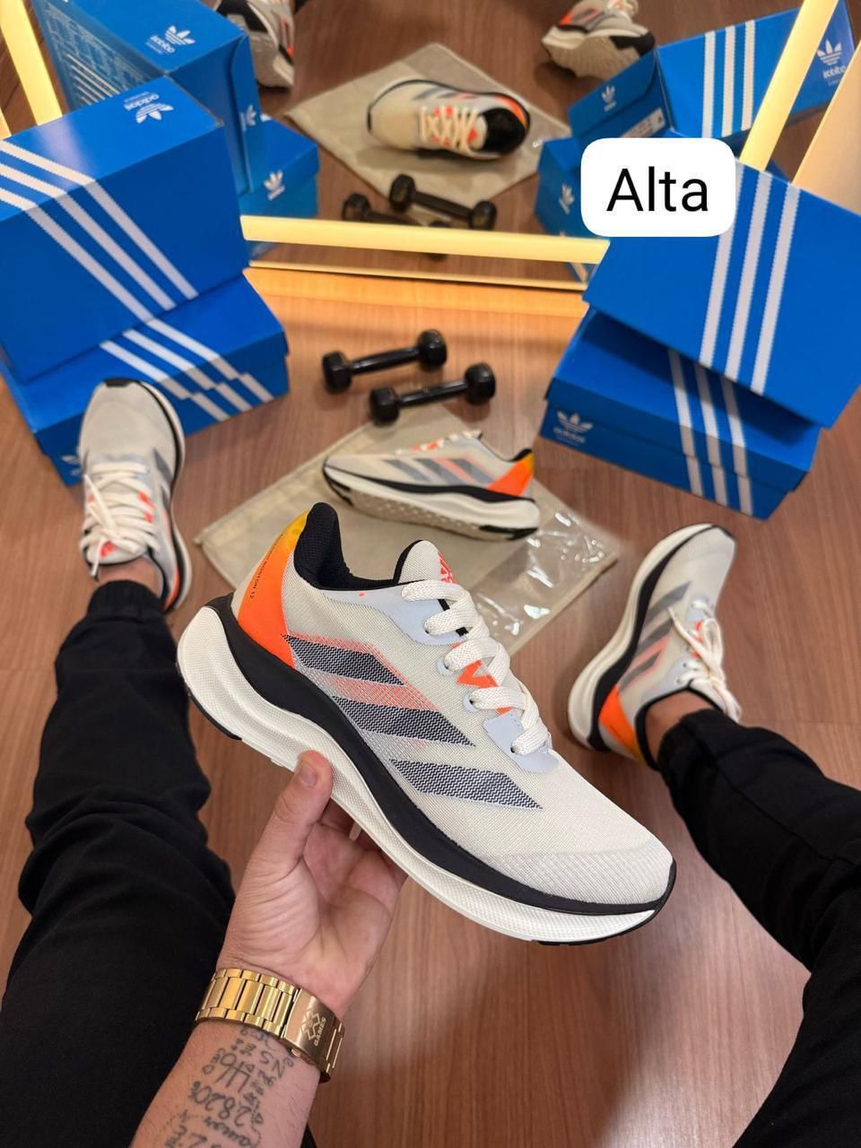 Adizero boston 12 - Off/preto/laranja - Imagem 2