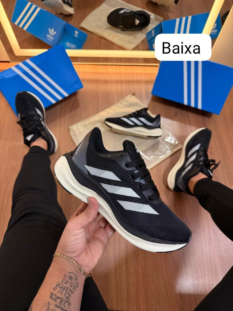 Adizero boston 12 - Preto/branco - Imagem 2