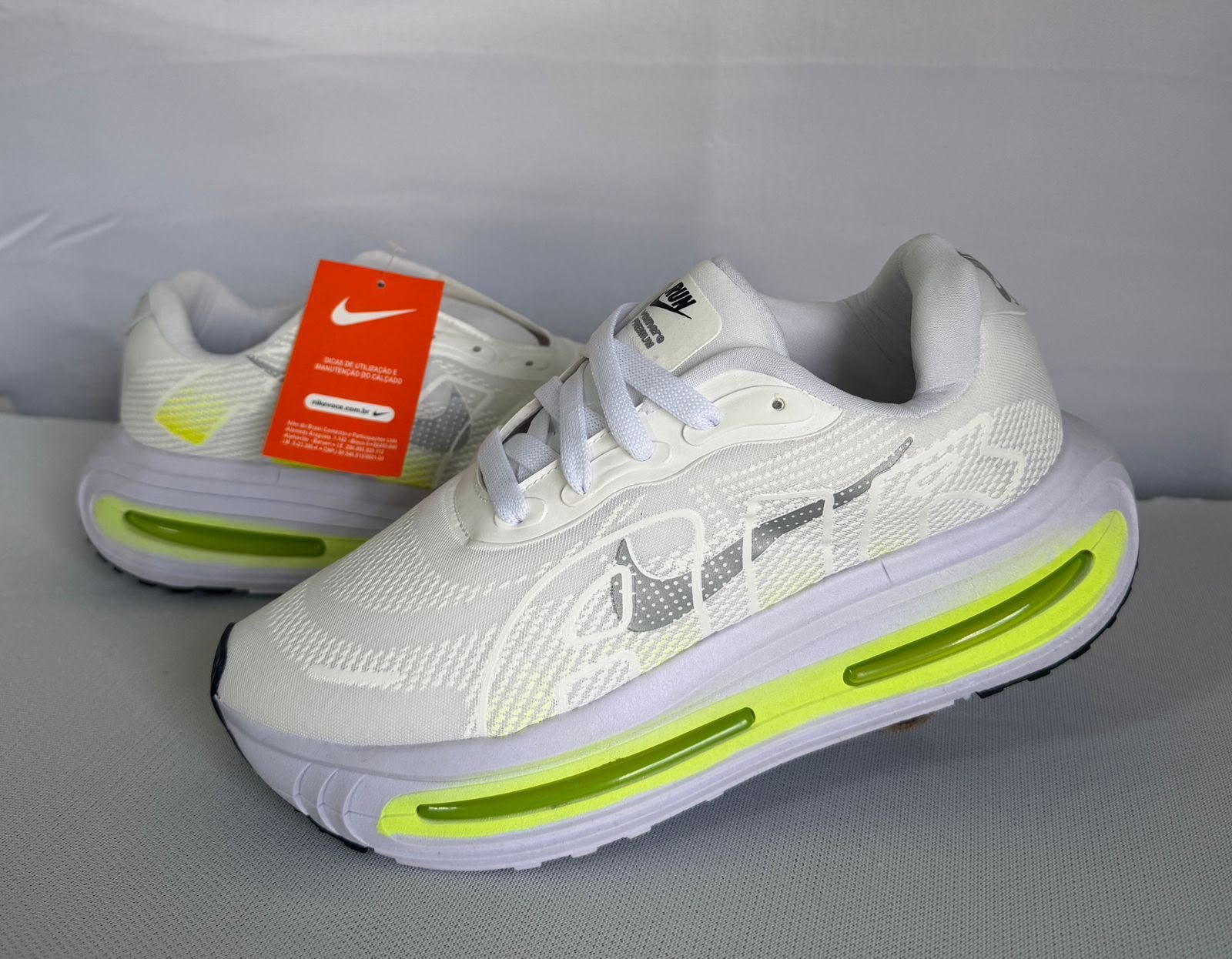 Vomero Premium Off/verde - Imagem 2