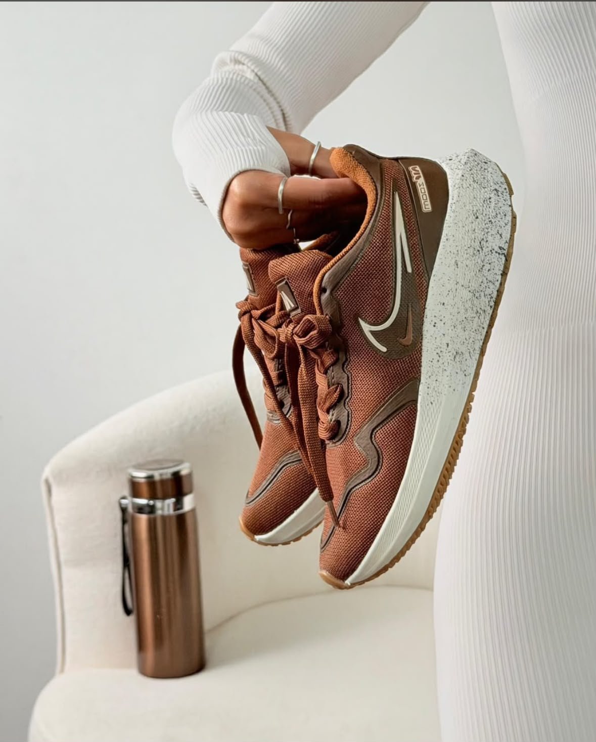 Air Zoom - Marrom/Branco - Imagem 2